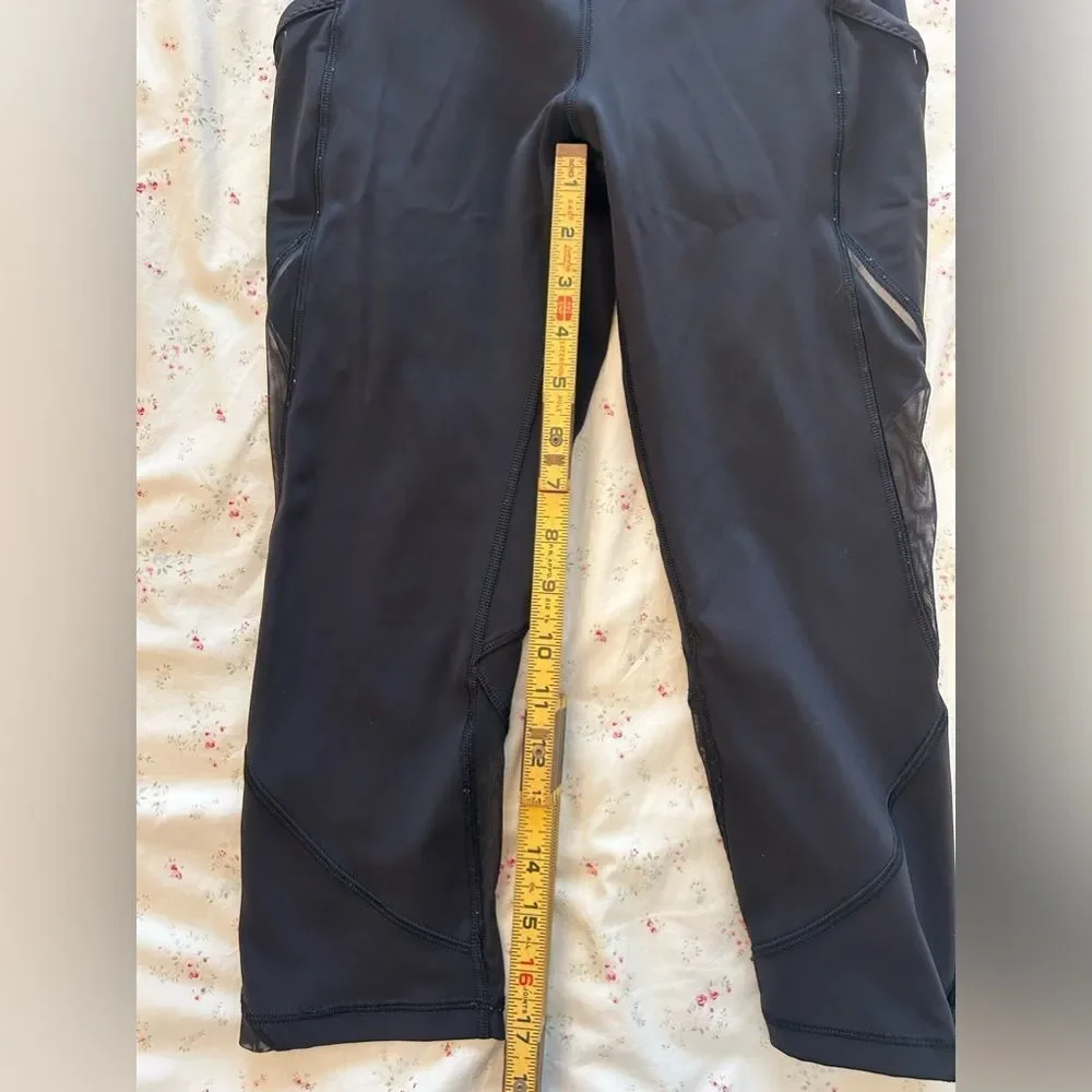 Lululemon Home Stretch Crop in Black Size 4